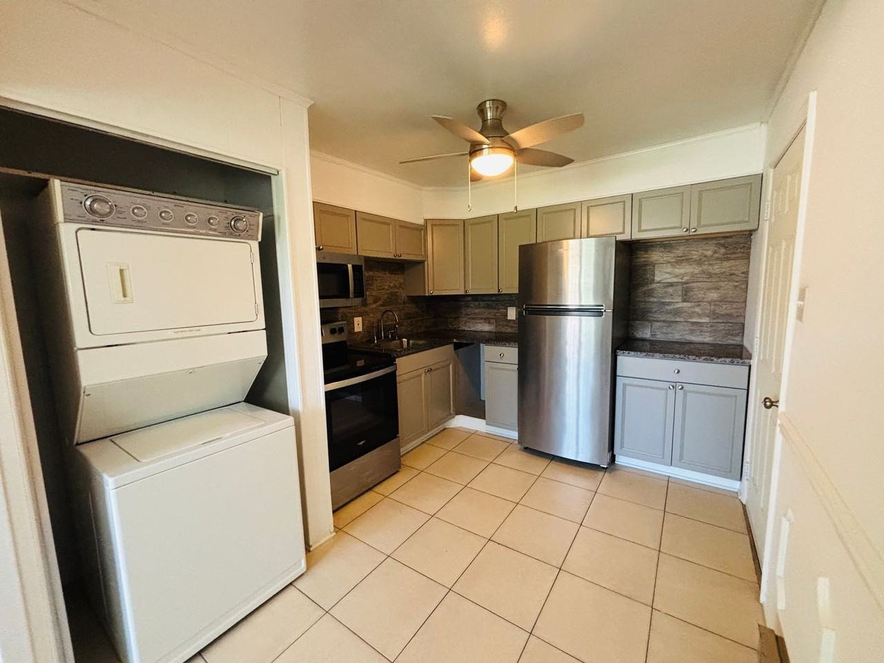 1661 Mount Tabor Rd - Photo 7 of 13