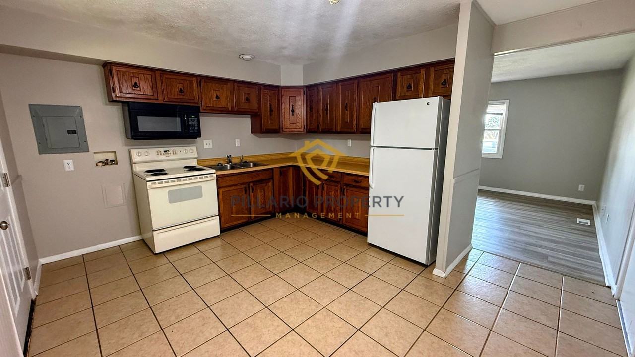 3720 Allison Ave - Photo 5 of 18