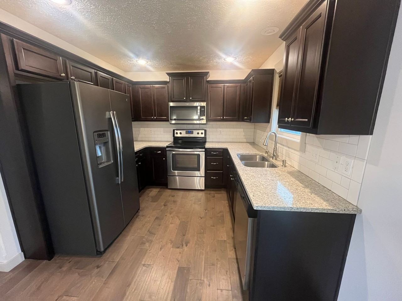 5371 Basswood Ct - Photo 5 of 18