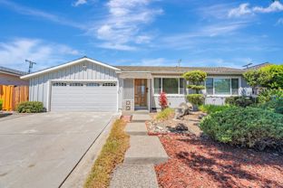 729 Hickory Way - Photo 1 of 1