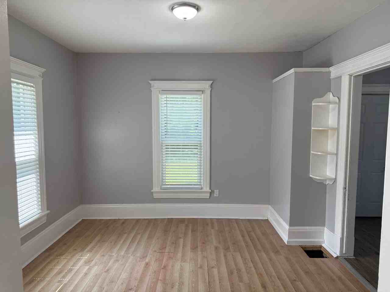 222 N Gorham St - Photo 7 of 17