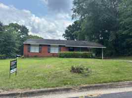 featured image of 6270 Stoneway Dr