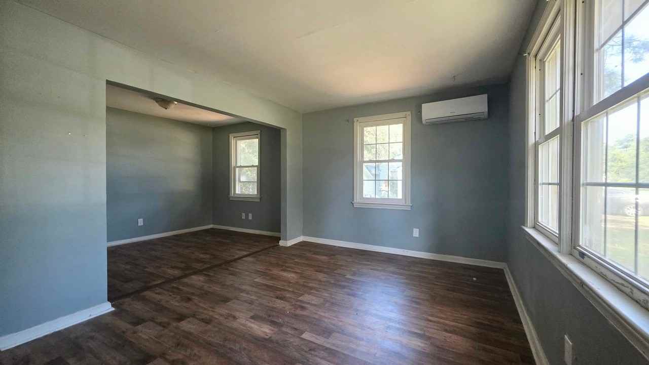 1702 W Lincoln Ave - Photo 3 of 16