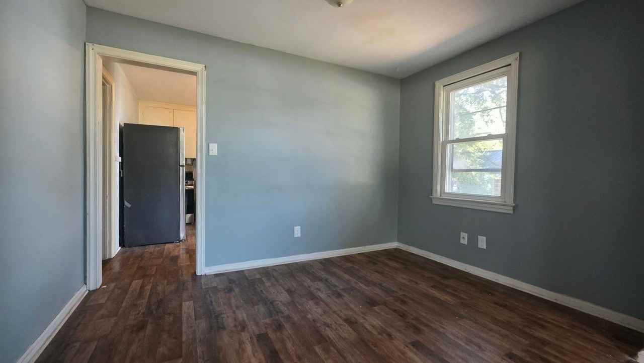 1702 Lincoln Ave - Photo 5 of 8