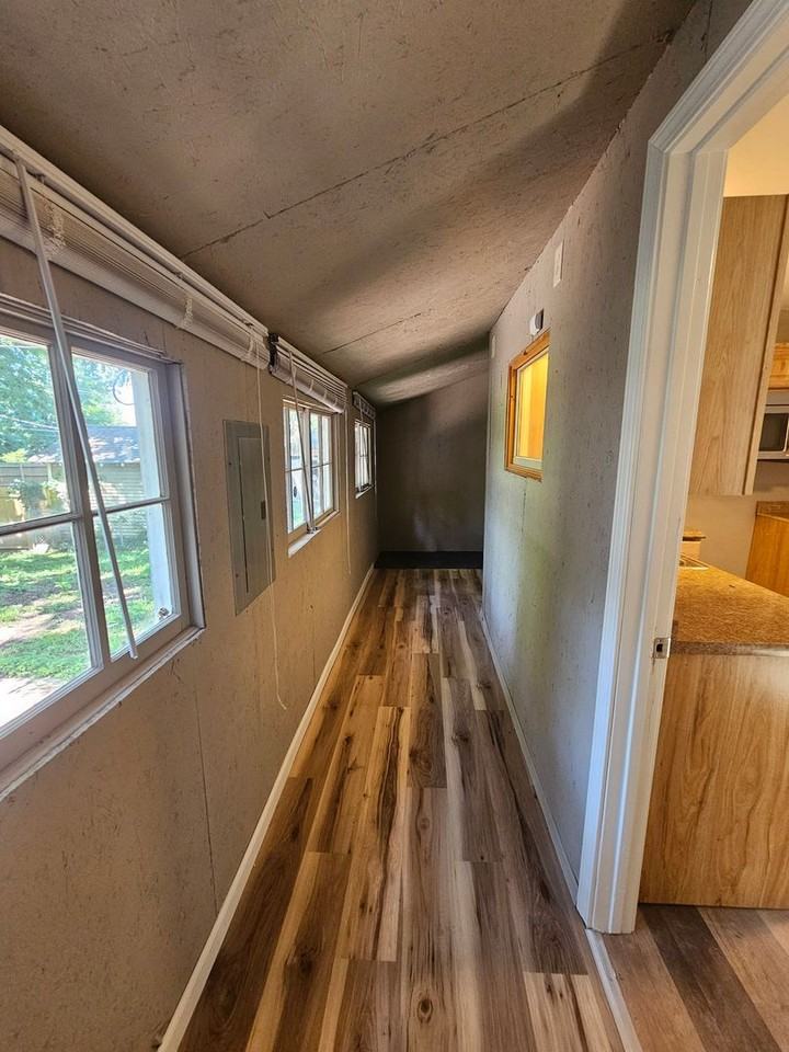 1030 W Scott St - Photo 7 of 18