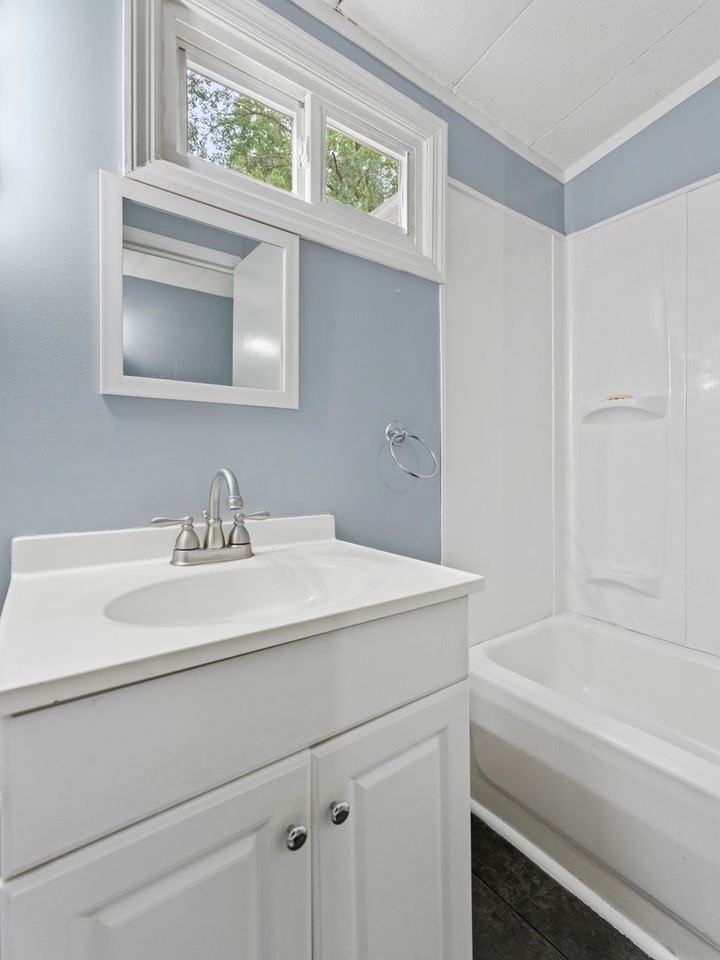 197 Penbryn Rd - Photo 2 of 26