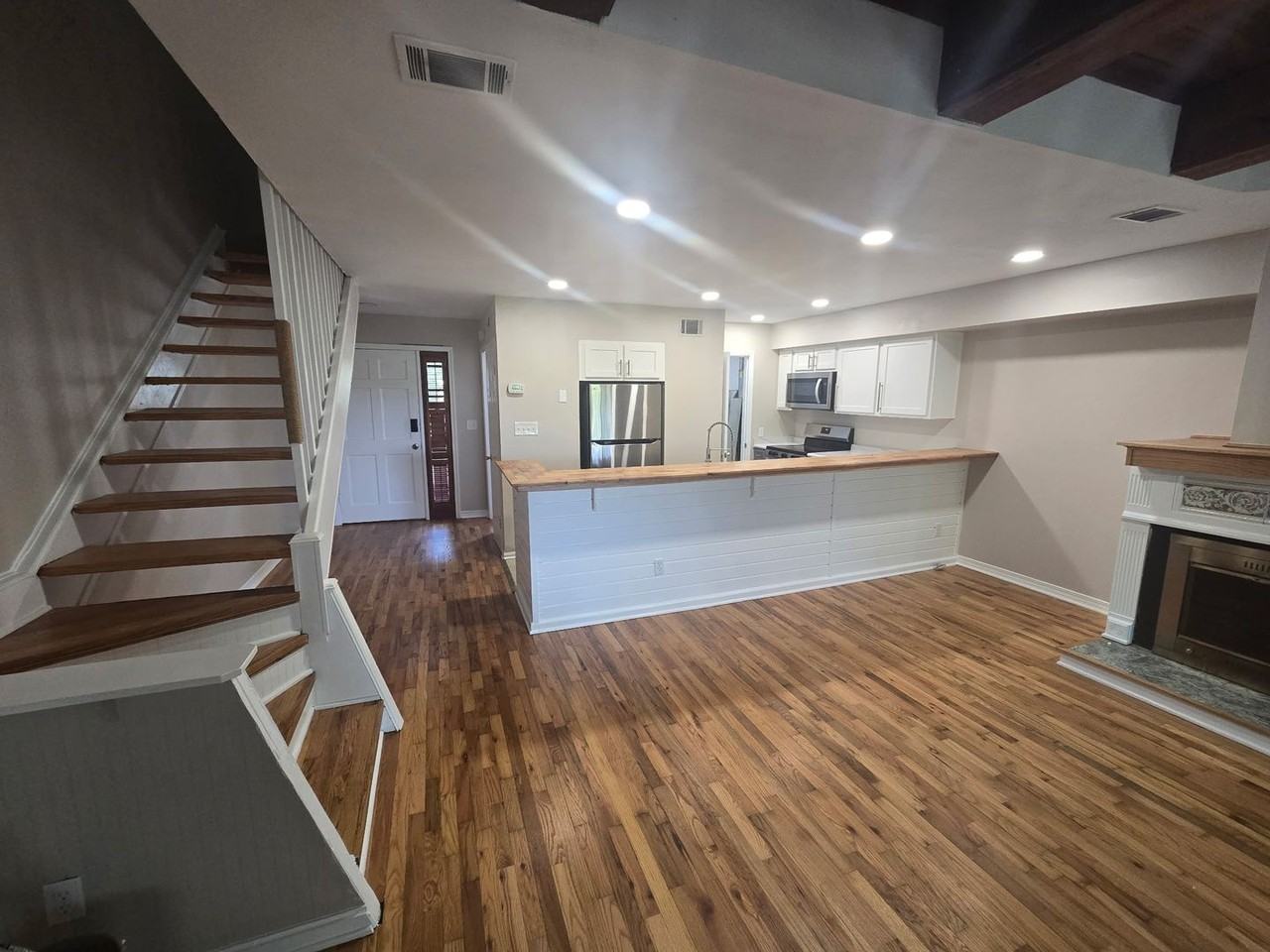1574 Three Lantern Ln - Photo 3 of 16