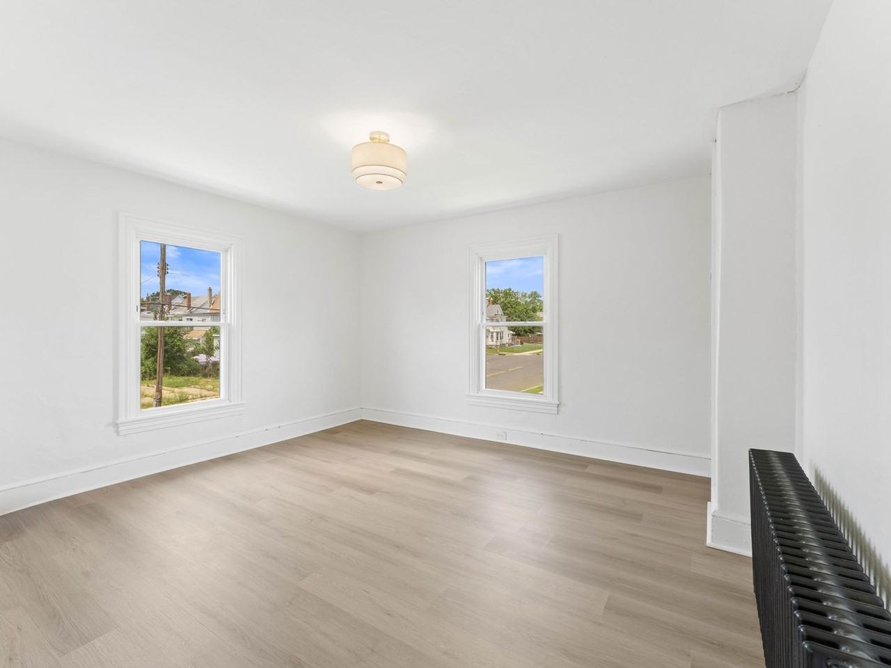 213 N 6th St - Photo 6 of 25