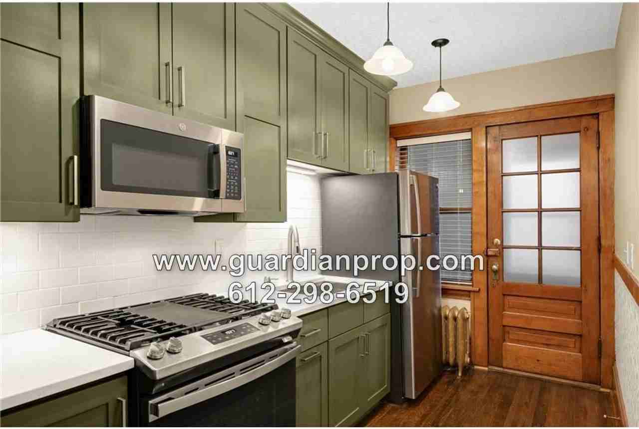 641 Marshall Ave #4