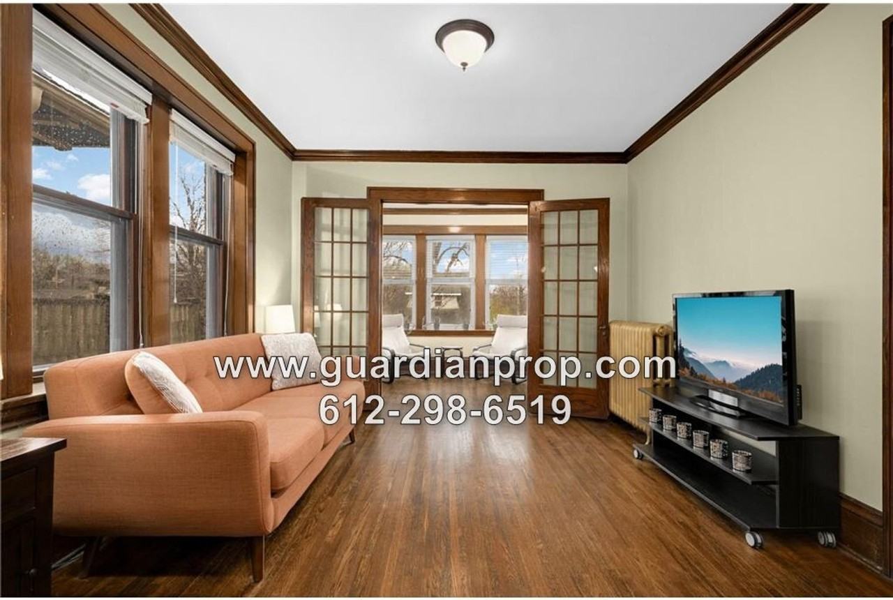 641 Marshall Ave #4 - Photo 4 of 16