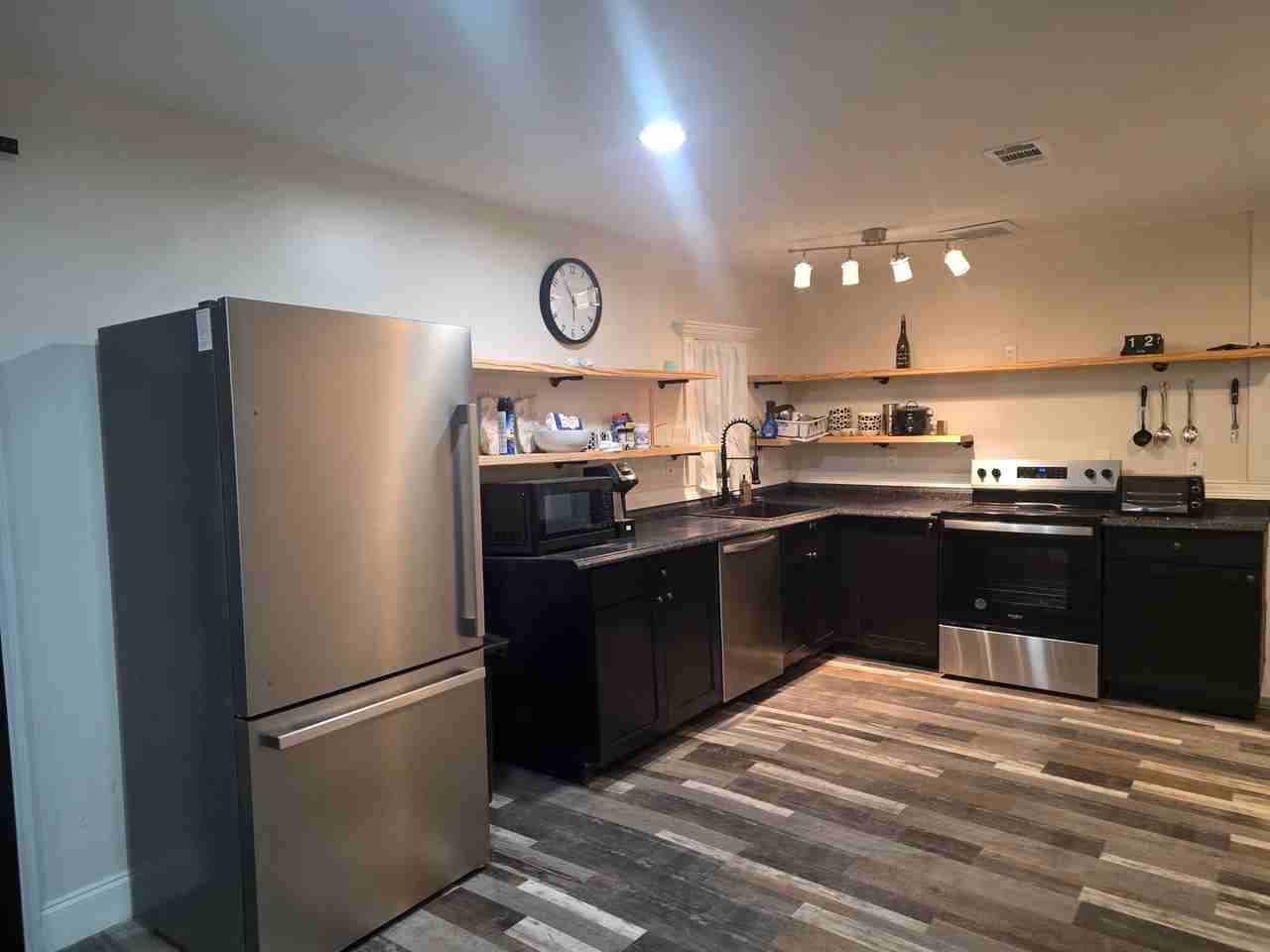 1808 41st Ave - Photo 3 of 19