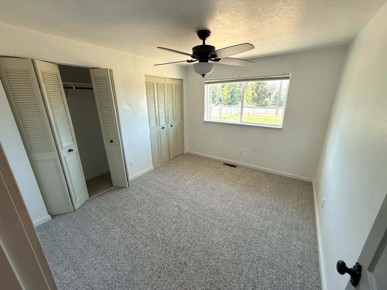 3890 Nw 25th St - Photo 7 of 18