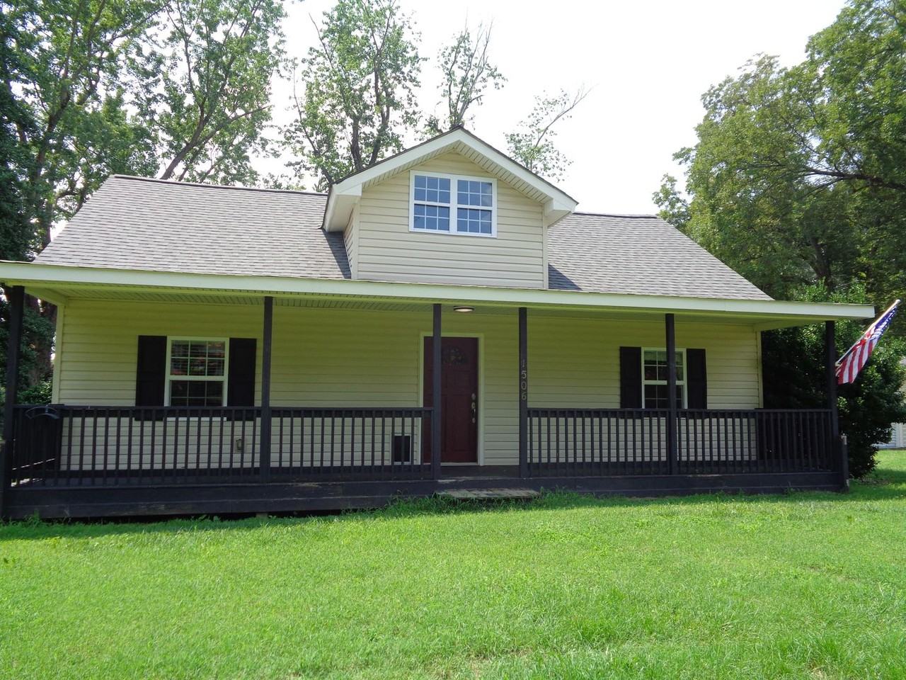 1506 Old Hollow Rd - Photo 3 of 32