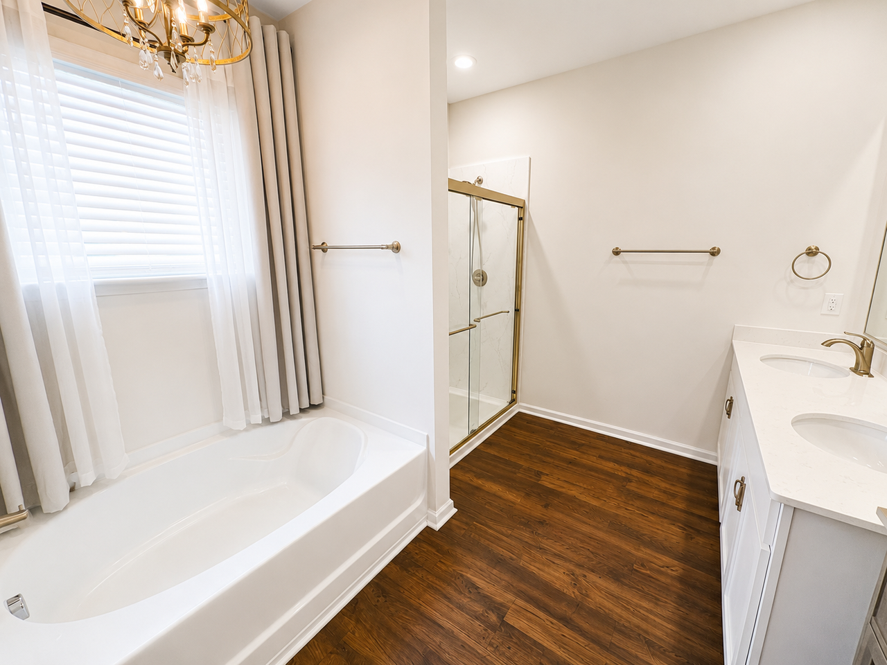 676 Hollyrose Cir - Photo 6 of 15