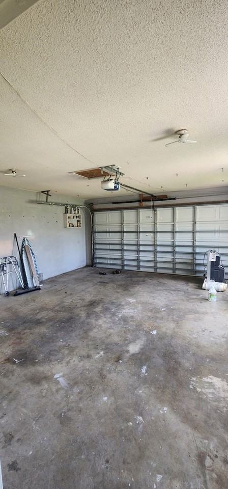 570 570 Capri Road - Photo 2 of 26
