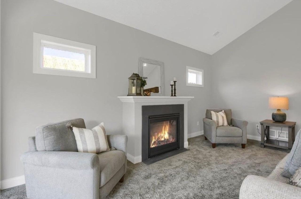 6754 Ivy Wood Ave - Photo 4 of 15