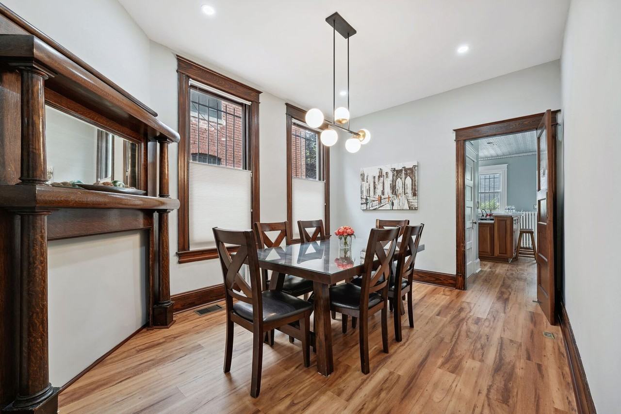 722 13th St Se ##Se - Photo 4 of 34