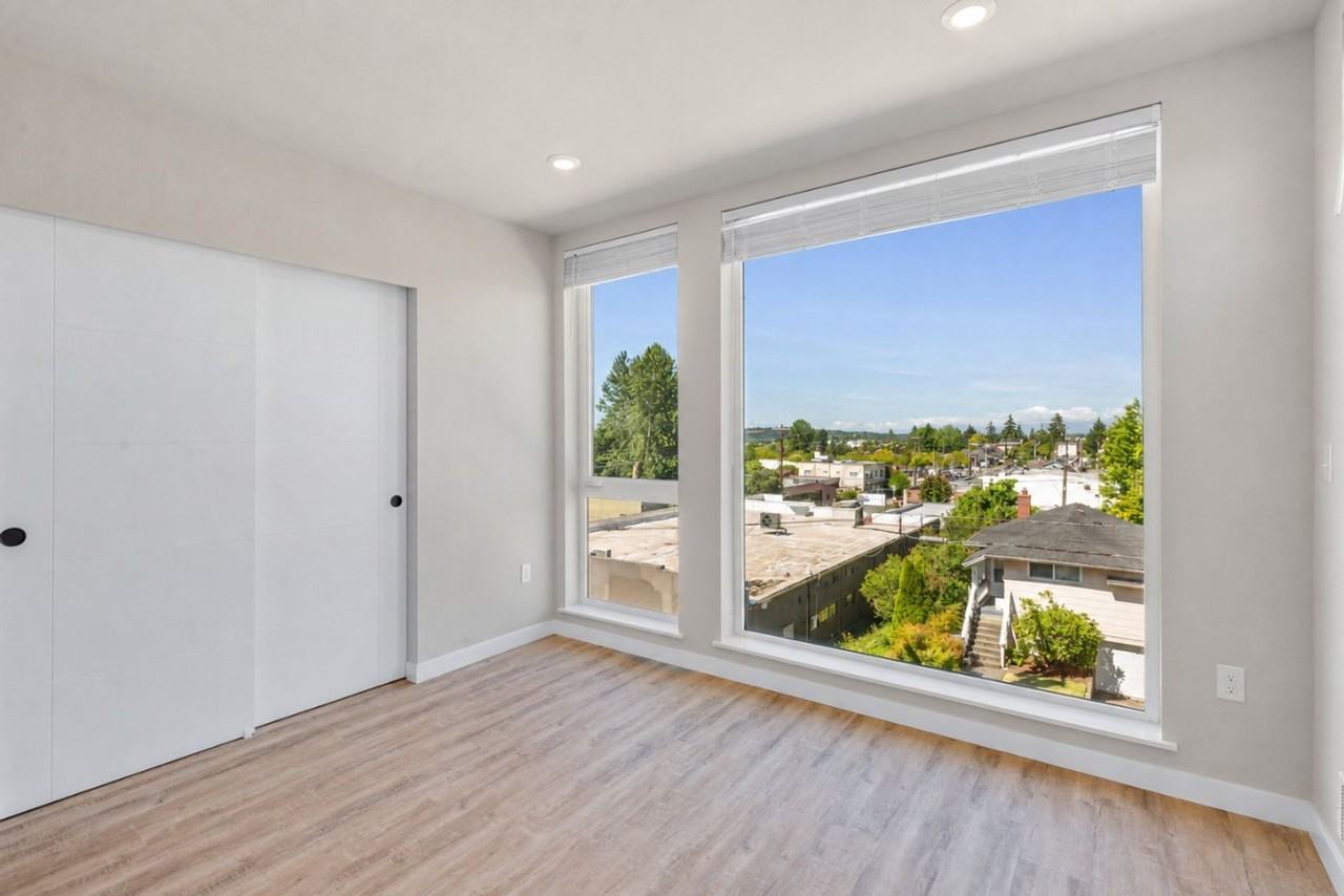 Phinney Townhomes - Photo 6 of 9