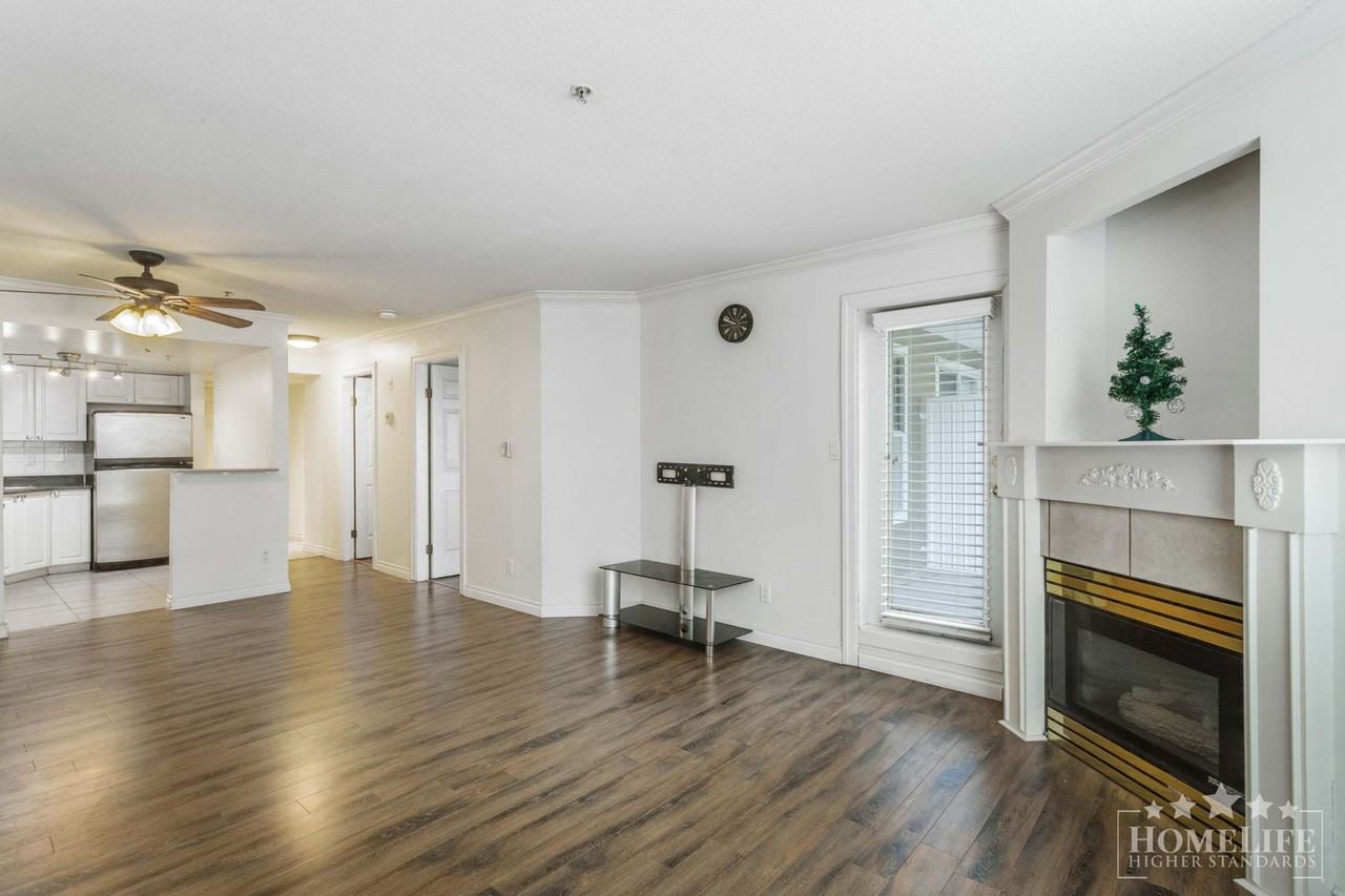 2485 Atkins Ave - Photo 6 of 24