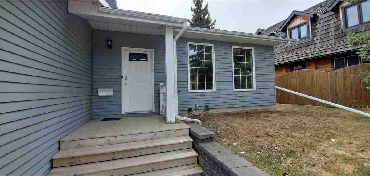 2013 2 Ave - Photo 2 of 26