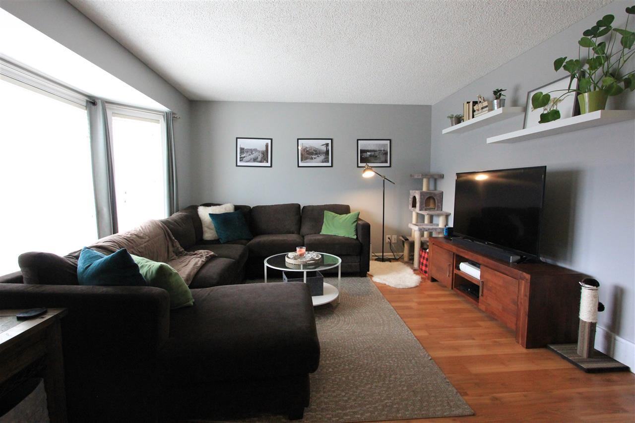 5 Aberdeen Way - Photo 4 of 23