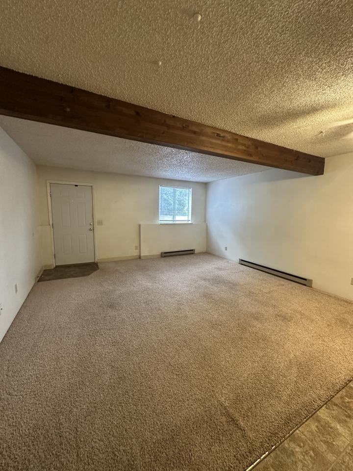 148 Prickett Ln #8 - Photo 2 of 6