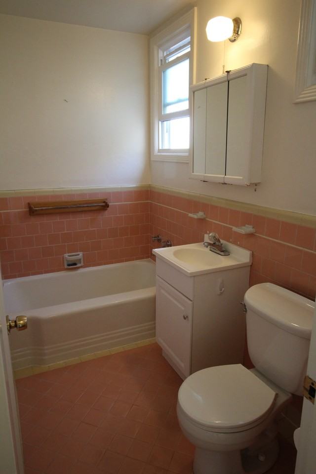 1257 14th Ave - Photo 4 of 19
