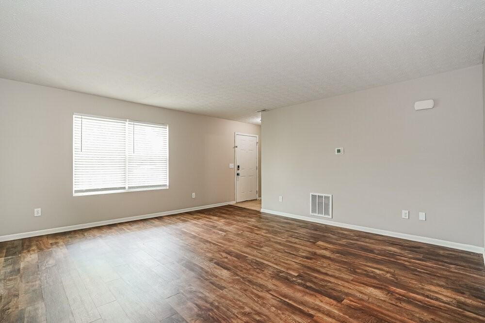6280 Marengo St - Photo 7 of 17