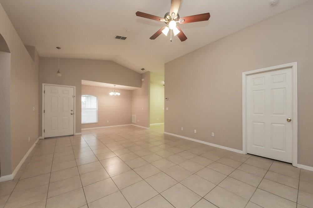 711 Whisper Sound St - Photo 2 of 14
