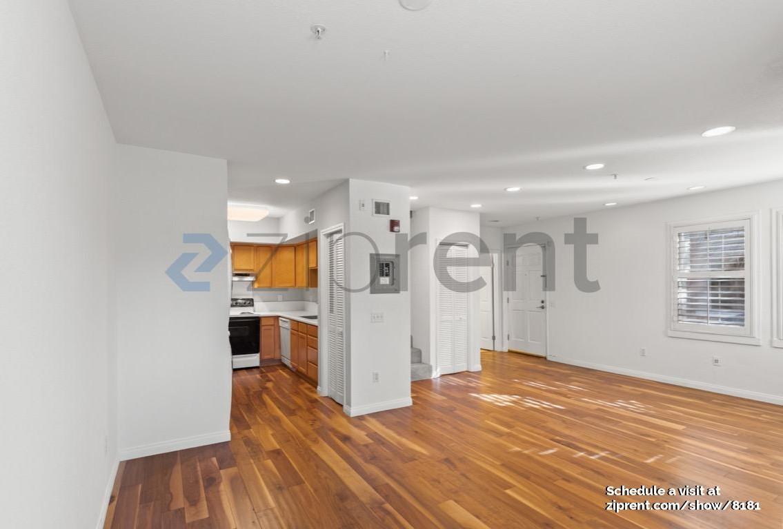 368 Bryant St - Photo 6 of 22