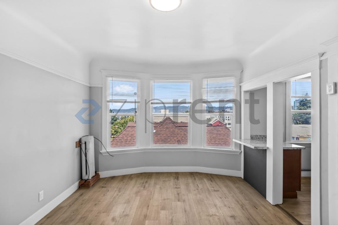 680 14th St #411 - Photo 2 of 25