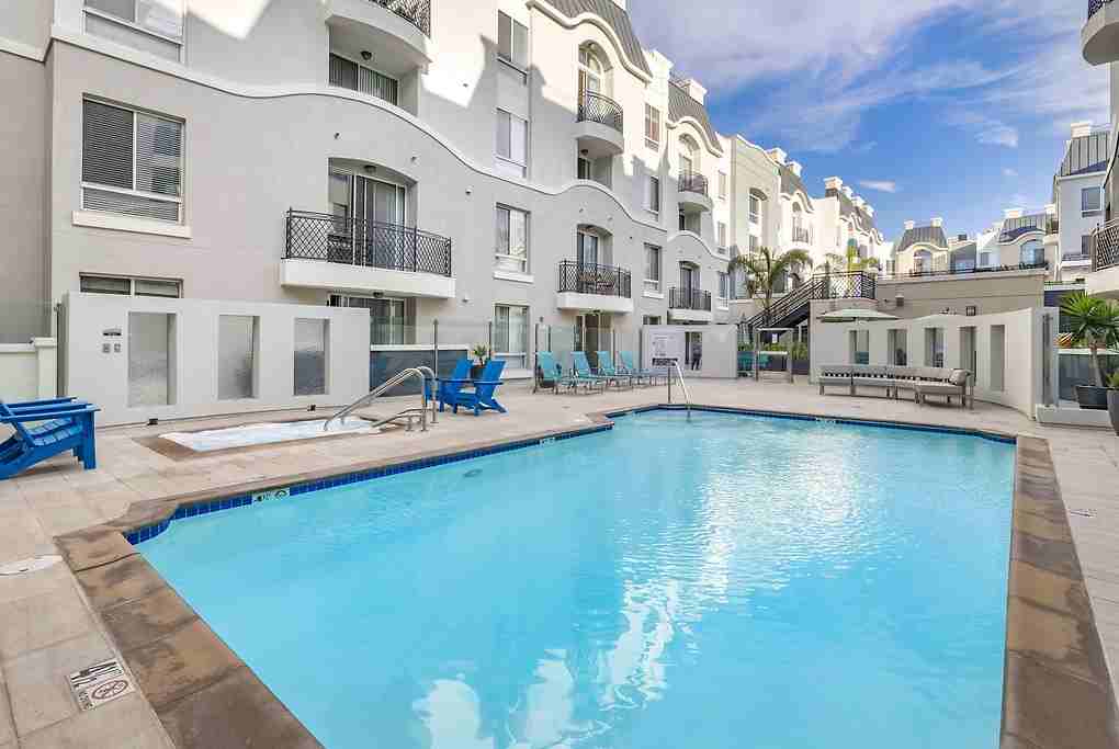 Aqua at Marina del Rey - Photo 4 of 50