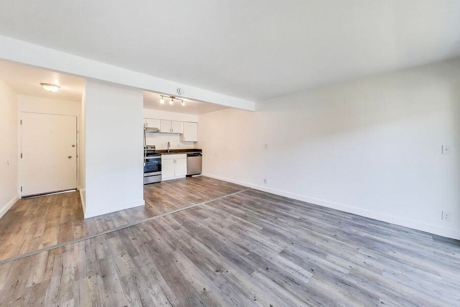 35750 Bettencourt Street - Photo 3 of 29
