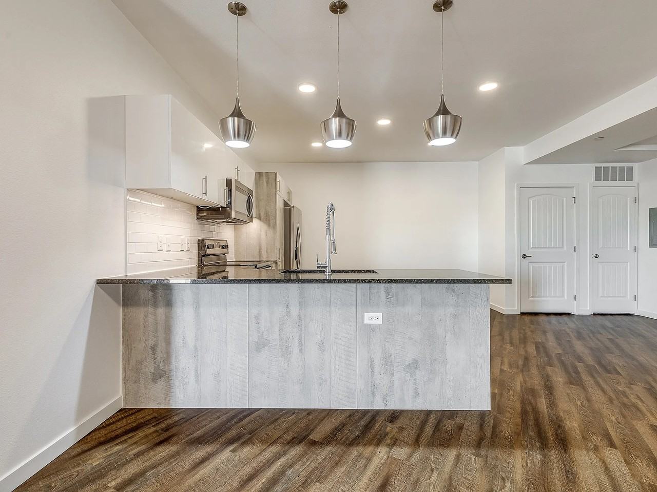 727 Lofts - Photo 3 of 50