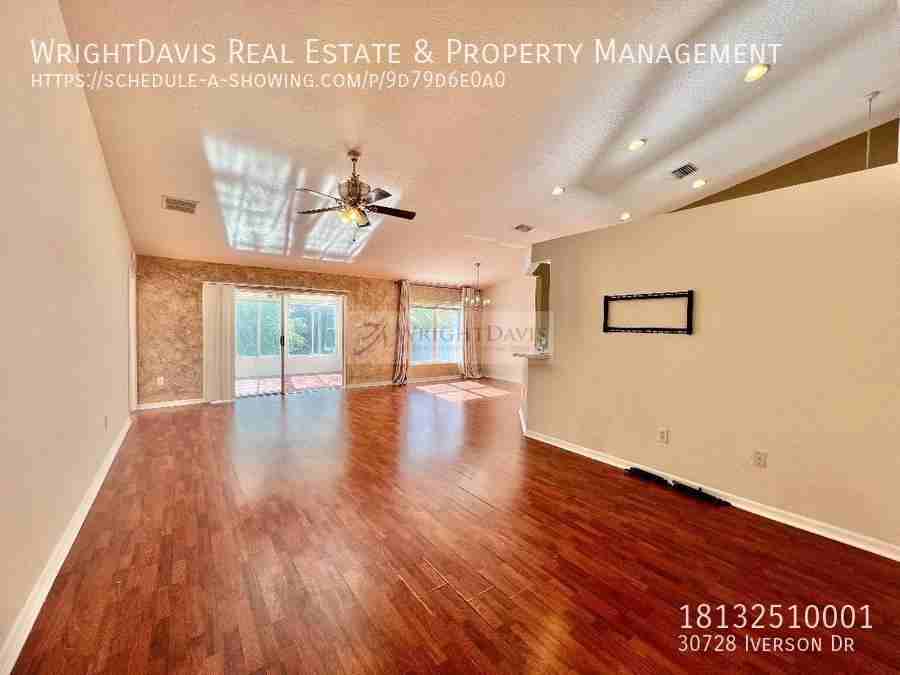 30728 Iverson Dr - Photo 3 of 26
