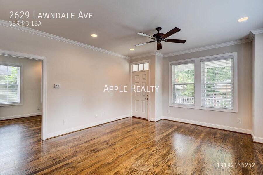 2629 Lawndale Ave - Photo 4 of 31