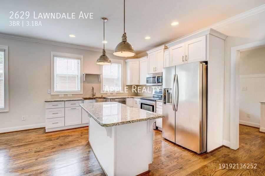 2629 Lawndale Ave - Photo 6 of 31