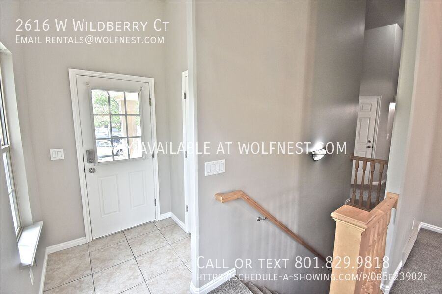 2616 W Wildberry Ct - Photo 3 of 48