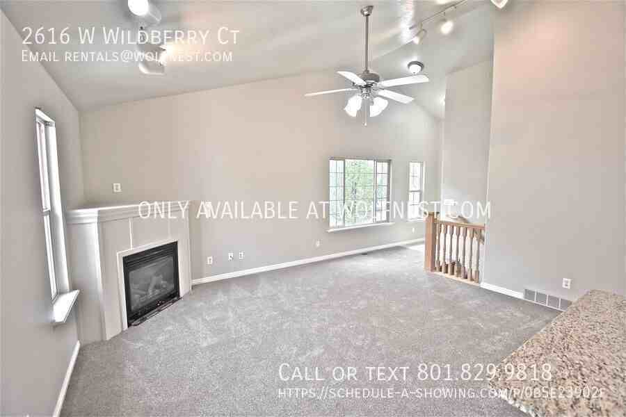2616 W Wildberry Ct - Photo 6 of 48