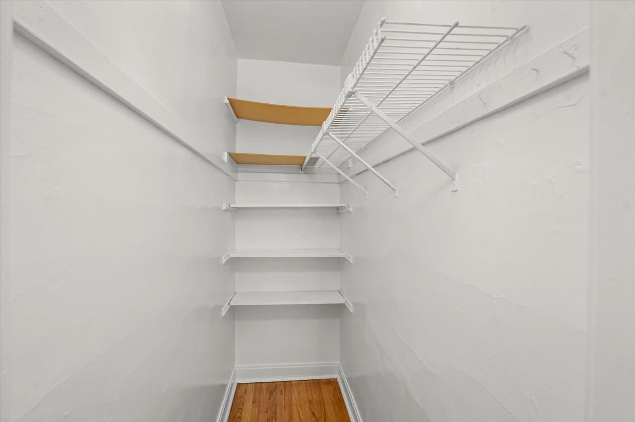 409 Beloit Ave #3T - Photo 7 of 23