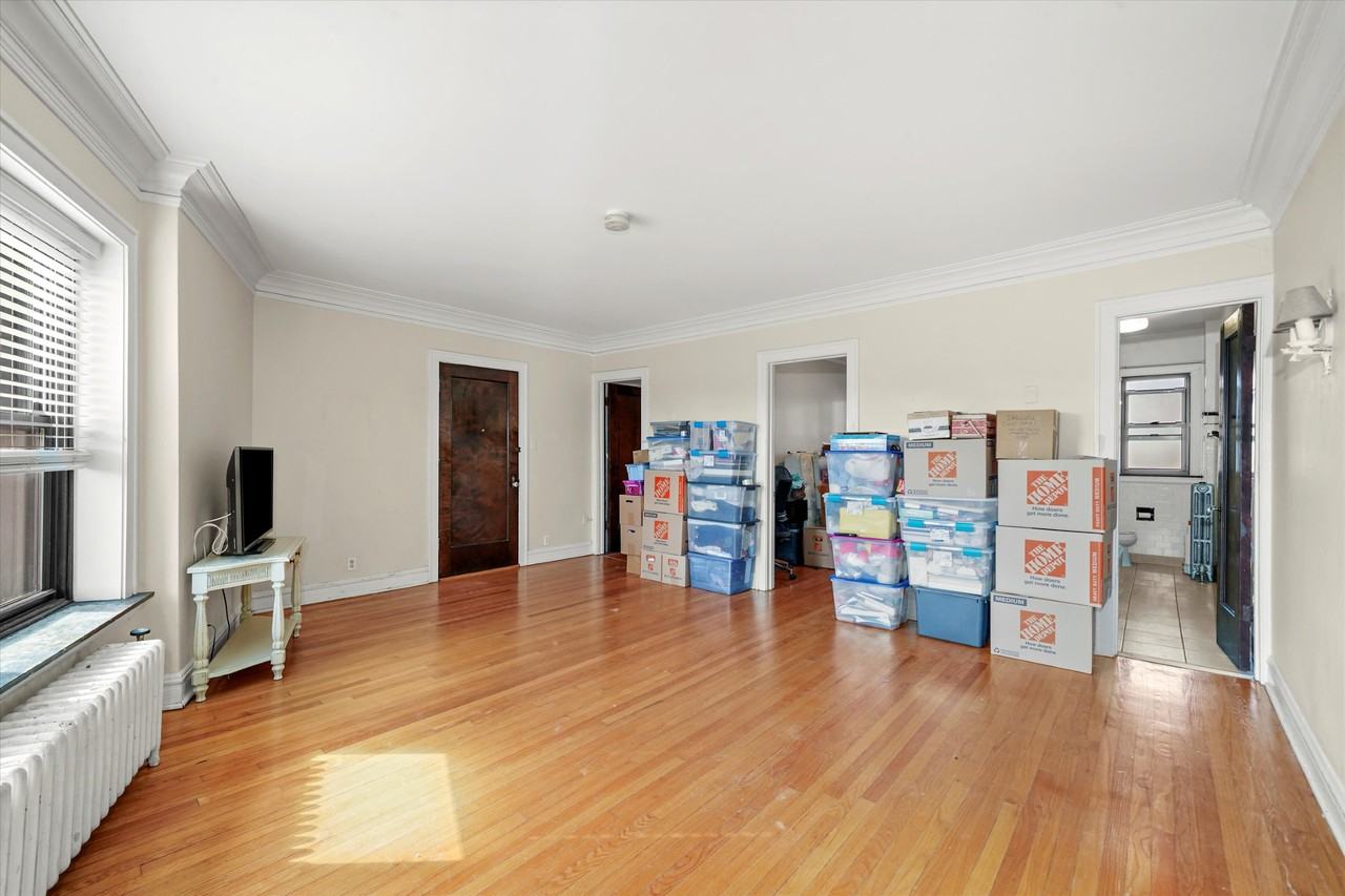 30 Lawton Rd #3 - Photo 5 of 17