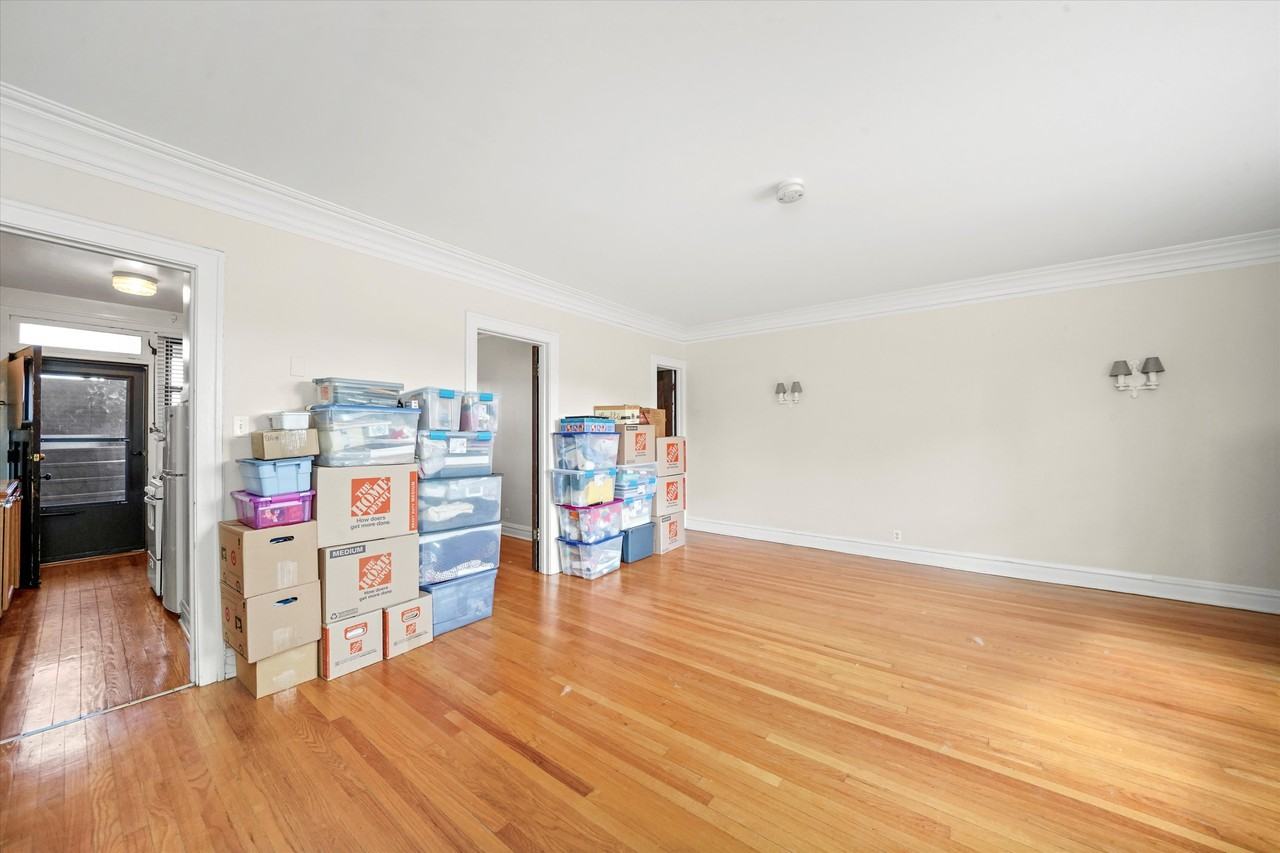 30 Lawton Rd #3 - Photo 6 of 17