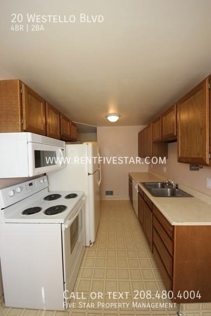 20 Westello Blvd - Photo 4 of 12