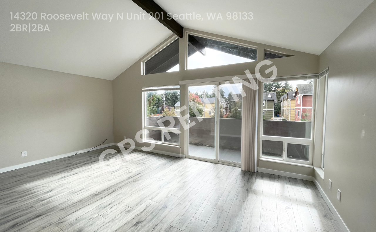 14320 Roosevelt Way N #201 - Photo 6 of 15