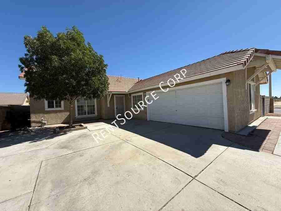 2501 Summerchase Ave - Photo 2 of 25