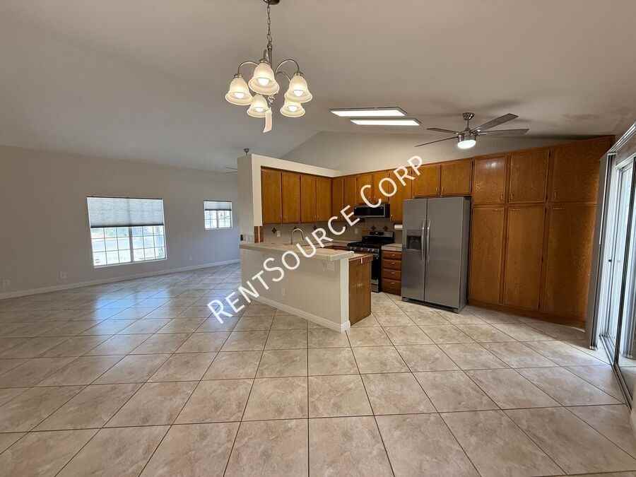 2501 Summerchase Ave - Photo 6 of 25