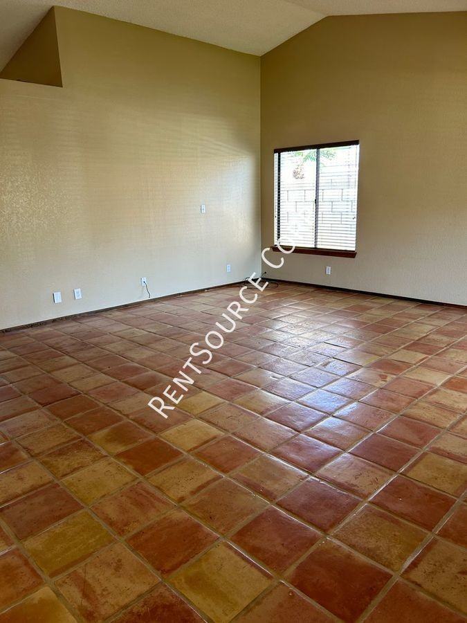 4663 Cocina Ln - Photo 4 of 33