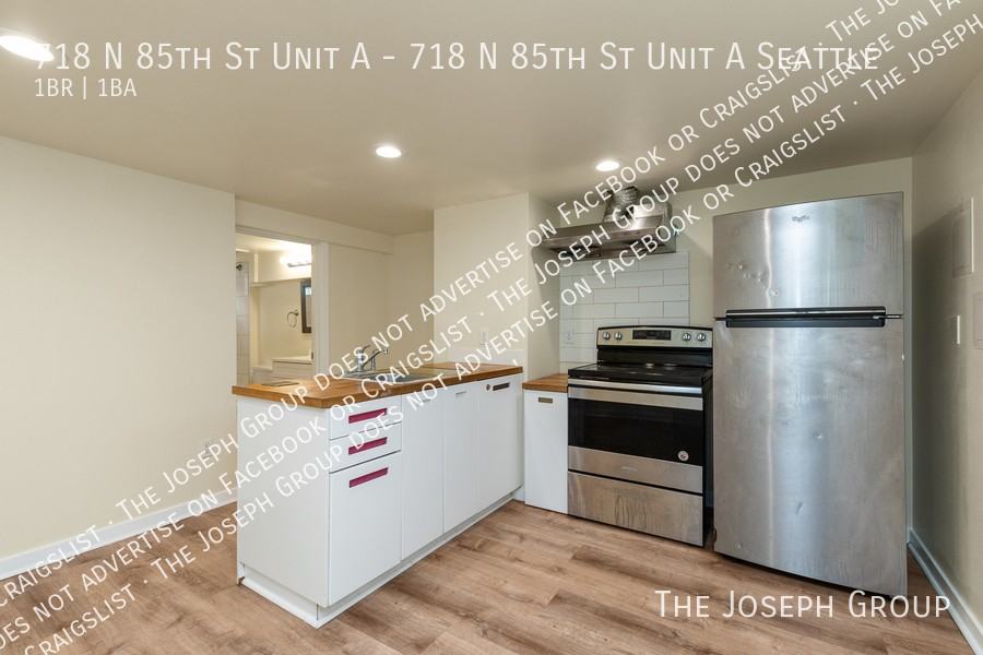 718 N 85th St Unit A - Photo 4 of 19