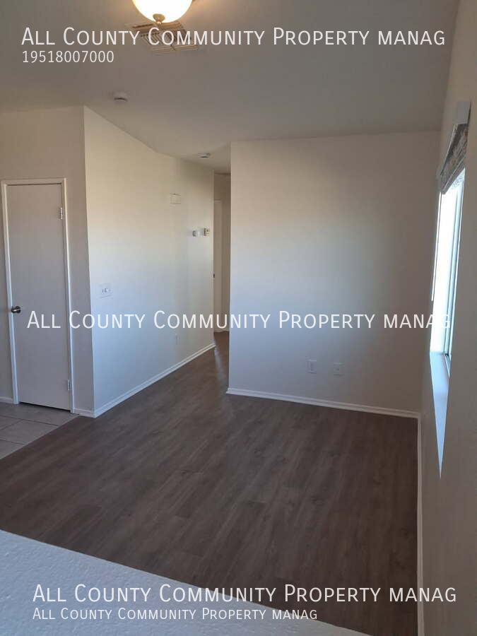 58439 Palisade Dr #B - Photo 5 of 28