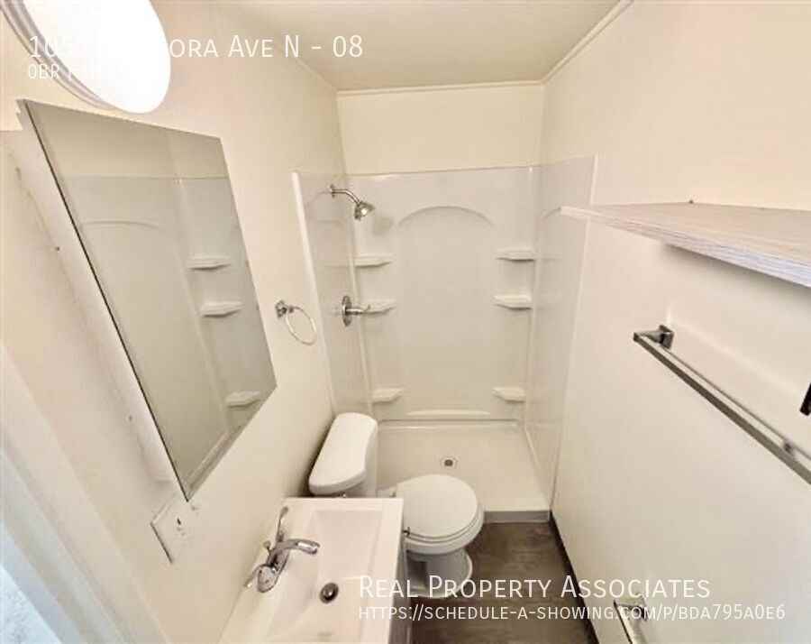 10531 Aurora Ave N #08 - Photo 6 of 10